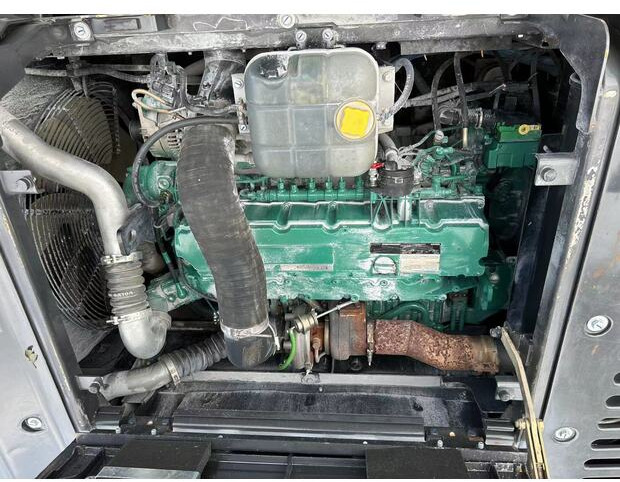 2023 Volvo EC350DL - Lánctalpas kotró: 4 kép. 2023 Volvo EC350DL - Lánctalpas kotró: 4 kép.