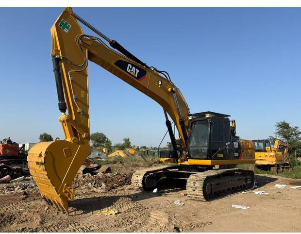 2024 Caterpillar 325 - Lánctalpas kotró: 1 kép. 2024 Caterpillar 325 - Lánctalpas kotró: 1 kép.