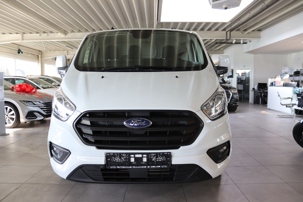 Ford Transit - Kis furgon: 2 kép. Ford Transit - Kis furgon: 2 kép.