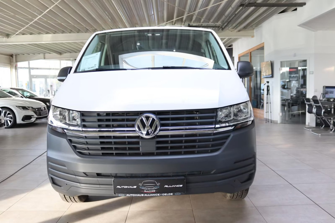 Volkswagen T6 - Kis furgon: 2 kép. Volkswagen T6 - Kis furgon: 2 kép.