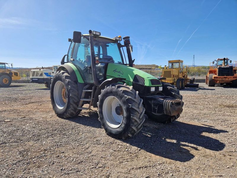 DEUTZ FAHR AGROTRON 135 MK 3 - Traktor: 1 kép. DEUTZ FAHR AGROTRON 135 MK 3 - Traktor: 1 kép.