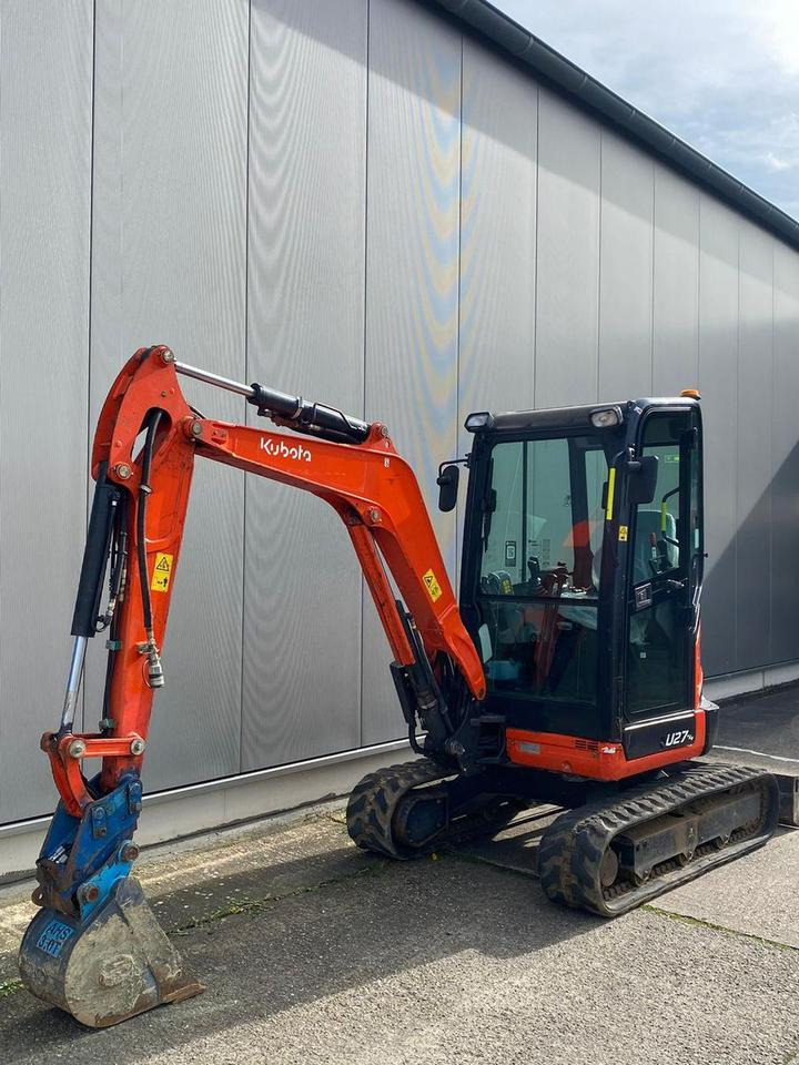 Kubota U27-4 - 1235h - Baujahr 2021 - Minikotró: 2 kép. Kubota U27-4 - 1235h - Baujahr 2021 - Minikotró: 2 kép.