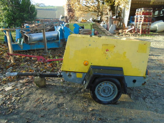 Kaeser M 22 - Légkompresszor: 5 kép. Kaeser M 22 - Légkompresszor: 5 kép.