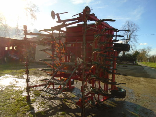 Kverneland ts 500 - Kombinált vetőgép: 4 kép. Kverneland ts 500 - Kombinált vetőgép: 4 kép.