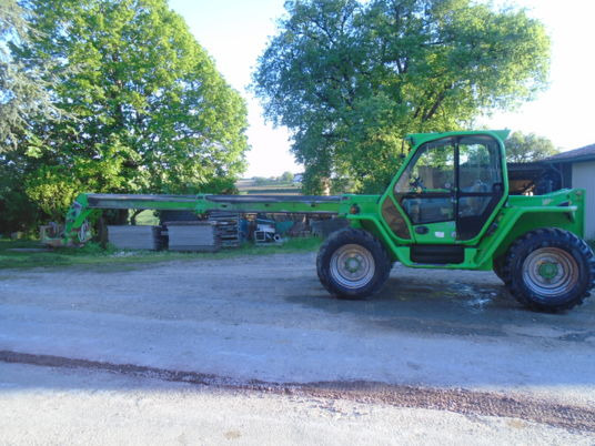 Merlo P34.10 - Teleszkópos rakodó: 4 kép. Merlo P34.10 - Teleszkópos rakodó: 4 kép.