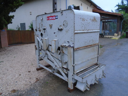 Separateur denis 100 quntaux - Magtisztító gép: 4 kép. Separateur denis 100 quntaux - Magtisztító gép: 4 kép.