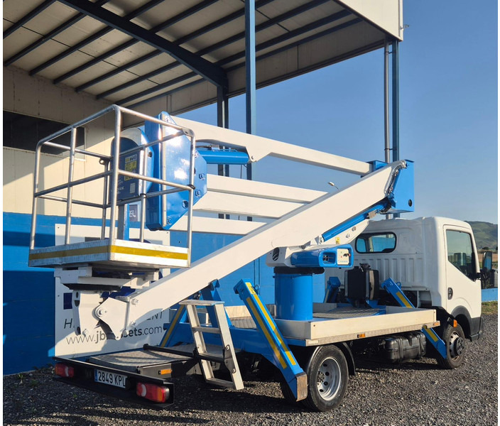 Usado SOCAGE DA320 sobre NISSAN CABSTAR 35.12 - Emelő: 5 kép. Usado SOCAGE DA320 sobre NISSAN CABSTAR 35.12 - Emelő: 5 kép.
