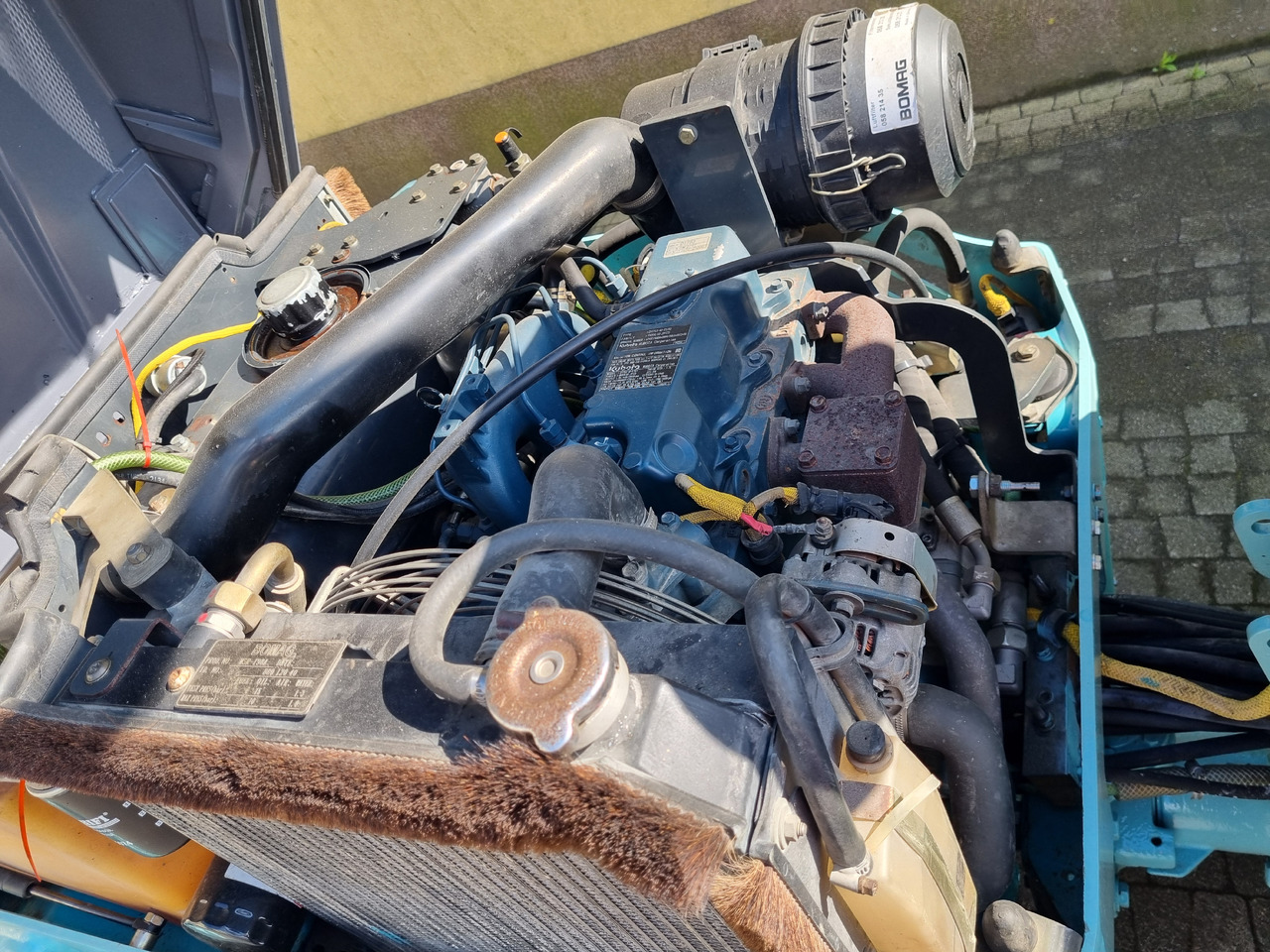 BOMAG BW 120 AD-4 - Úthenger: 5 kép. BOMAG BW 120 AD-4 - Úthenger: 5 kép.