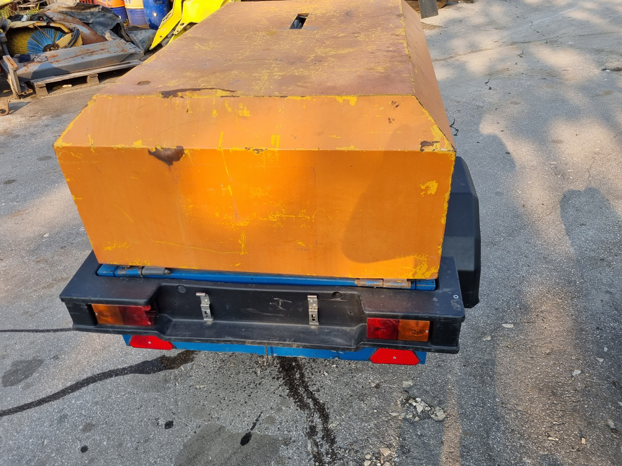 INGERSOLL RAND PO 70 - Légkompresszor: 1 kép. INGERSOLL RAND PO 70 - Légkompresszor: 1 kép.