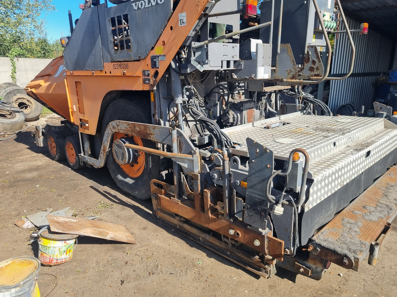 VOLVO TITAN 6870 - Útburkológép: 4 kép. VOLVO TITAN 6870 - Útburkológép: 4 kép.