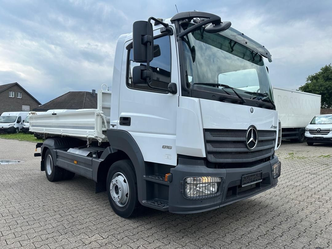 Mercedes-Benz Atego 818 Dreiseitenkipp zu Vermieten - Billenőplatós teherautó: 3 kép. Mercedes-Benz Atego 818 Dreiseitenkipp zu Vermieten - Billenőplatós teherautó: 3 kép.