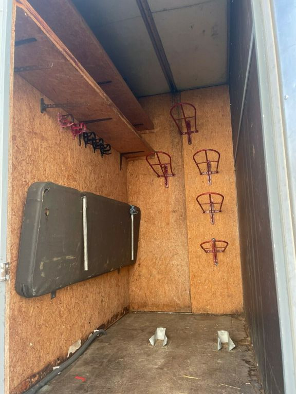 MAN 12.192 Pferdetransporter MAN 12.192 Pferdetransporter - Lószállító kamion: 5 kép. MAN 12.192 Pferdetransporter MAN 12.192 Pferdetransporter - Lószállító kamion: 5 kép.