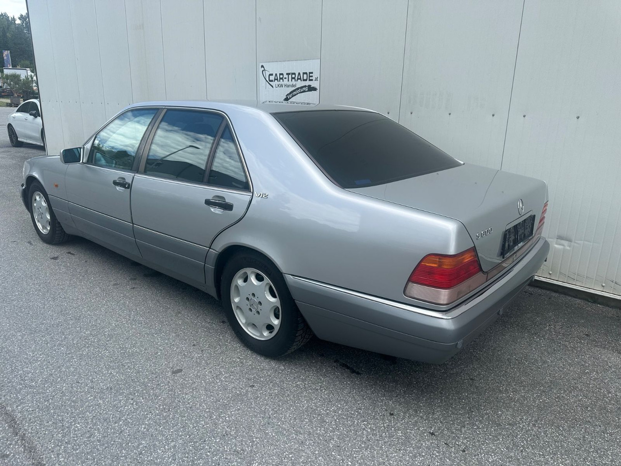 Mercedes-Benz S 600 L - Szedán: 4 kép. Mercedes-Benz S 600 L - Szedán: 4 kép.