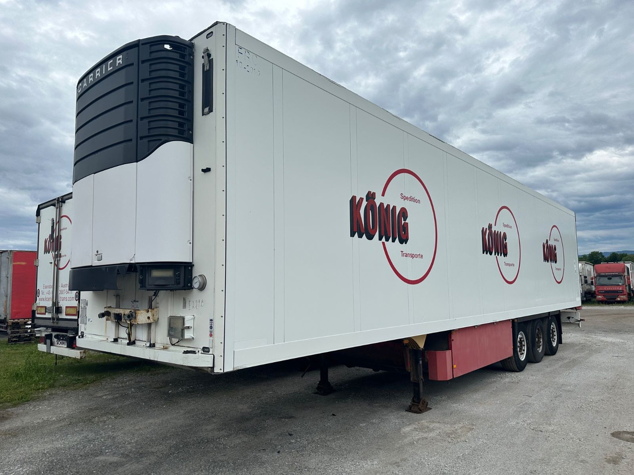 Schmitz Cargobull SKO24 Carrier Maxima 1300 SAF - Félpótkocsi dobozos: 1 kép. Schmitz Cargobull SKO24 Carrier Maxima 1300 SAF - Félpótkocsi dobozos: 1 kép.