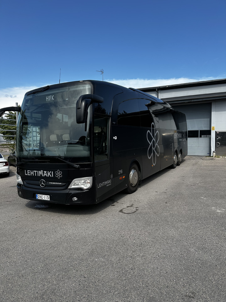 MERCEDES-BENZ Travego RHD-M - Távolsági busz: 1 kép. MERCEDES-BENZ Travego RHD-M - Távolsági busz: 1 kép.