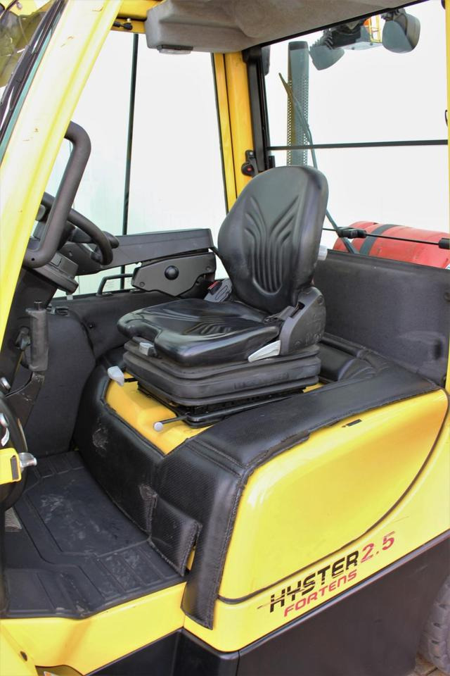 Gázüzemű targonca HYSTER H2.5FT Gas 2500kg - 2018 - 5196h: 19 kép. Gázüzemű targonca HYSTER H2.5FT Gas 2500kg - 2018 - 5196h: 19 kép.
