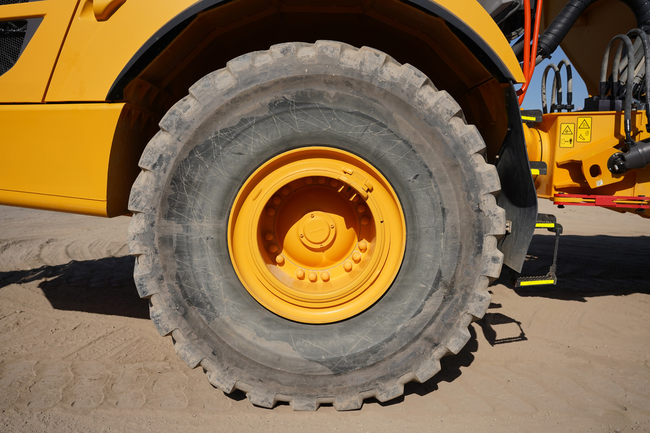 Volvo A40G lízing Volvo A40G: 14 kép.