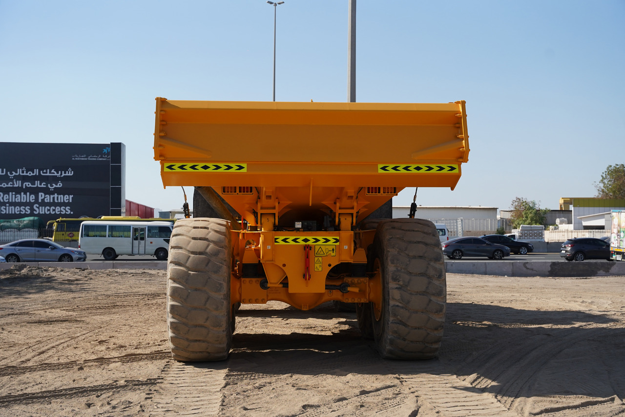 Volvo A40G - Csuklós dömper: 4 kép. Volvo A40G - Csuklós dömper: 4 kép.