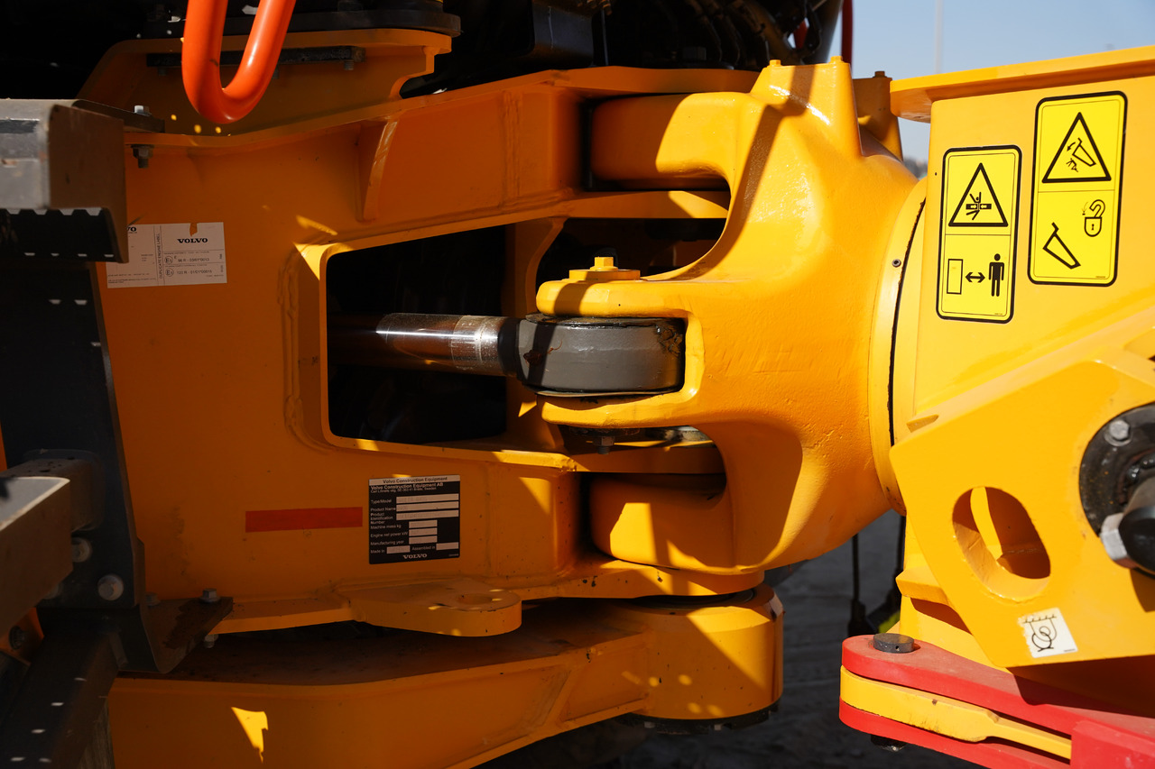 Volvo A40G lízing Volvo A40G: 18 kép.