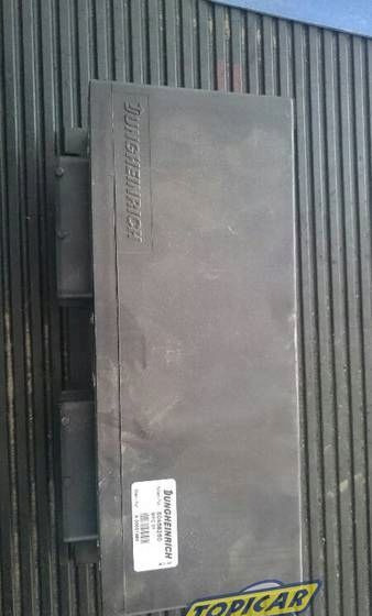 JUNGHEINRICH 50468260 sterownik moduł - ECU: 1 kép. JUNGHEINRICH 50468260 sterownik moduł - ECU: 1 kép.