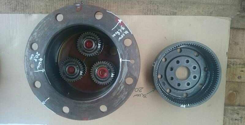 ZF APR 725 zwolnica koła - Véglehajtás - Építőipari gépek: 1 kép. ZF APR 725 zwolnica koła - Véglehajtás - Építőipari gépek: 1 kép.