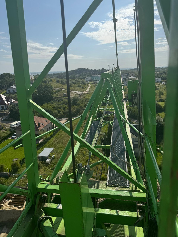 Liebherr 112 EC-H Litronic - Toronydaru: 5 kép. Liebherr 112 EC-H Litronic - Toronydaru: 5 kép.