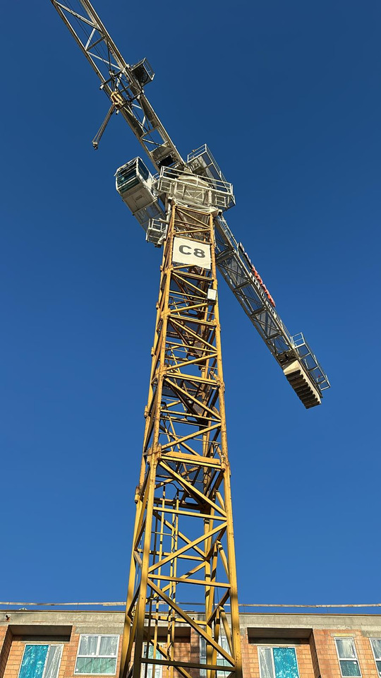 Liebherr 130 EC-B6 FR.Tronic - Toronydaru: 1 kép. Liebherr 130 EC-B6 FR.Tronic - Toronydaru: 1 kép.