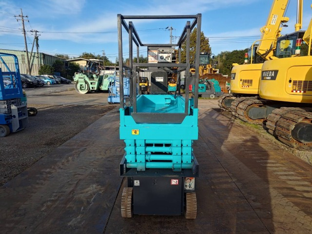 AIRMAN ENTL061 - Ollós emelő: 4 kép. AIRMAN ENTL061 - Ollós emelő: 4 kép.