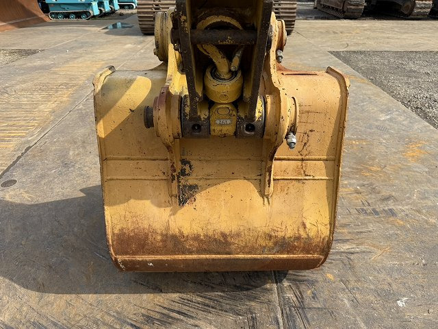 Lánctalpas kotró CAT 320DL-E: 10 kép.