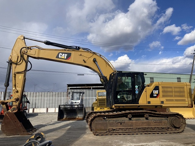 CAT 336-07A - Lánctalpas kotró: 2 kép. CAT 336-07A - Lánctalpas kotró: 2 kép.