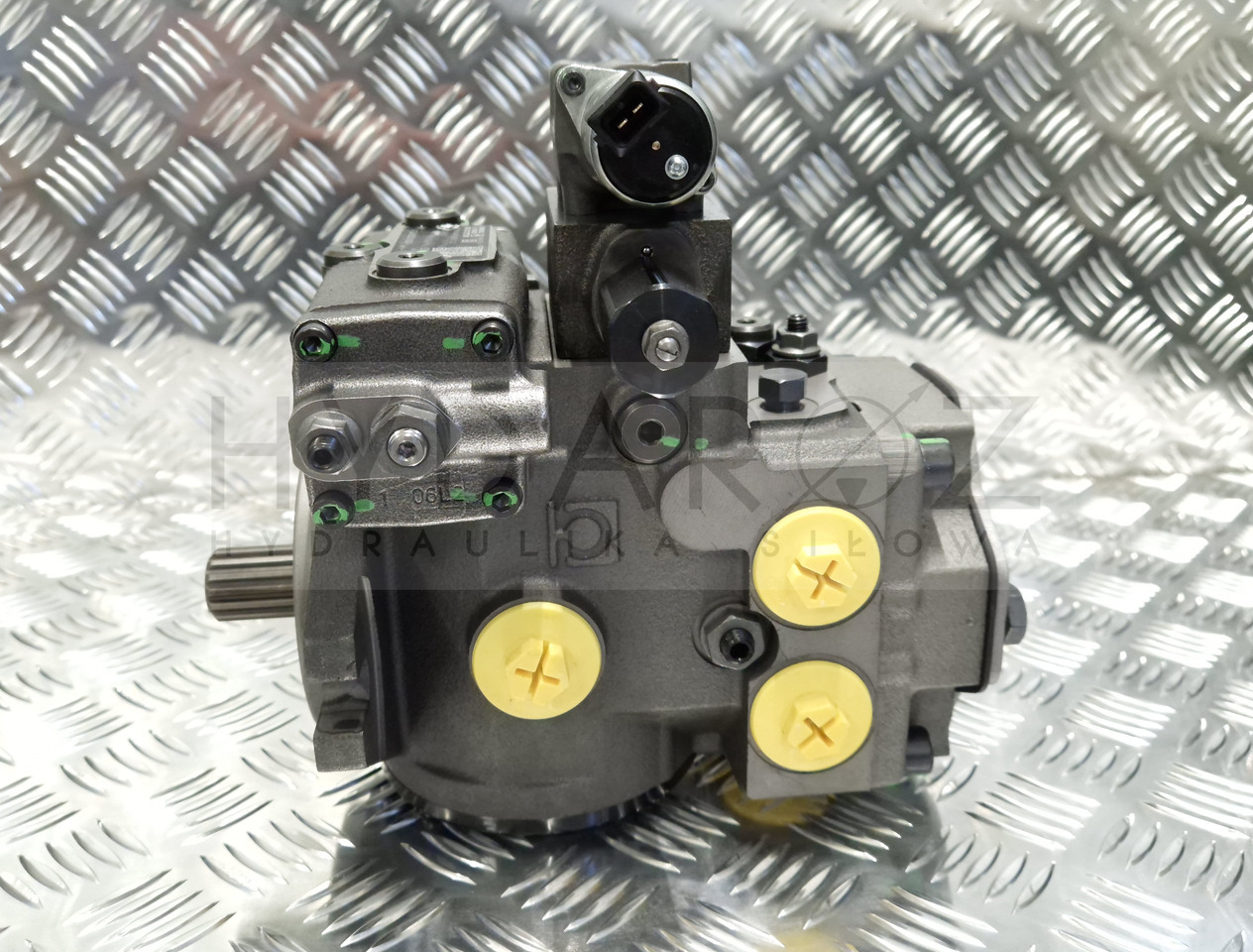Bondioli & Pavesi HP Hydraulic Pump M4PV28-28 O 2 25 A L 3 B -080 M4PV28-28 O 2 25 A R 6B-I7 Doppstadt - Hidraulikus szivattyú: 2 kép. Bondioli & Pavesi HP Hydraulic Pump M4PV28-28 O 2 25 A L 3 B -080 M4PV28-28 O 2 25 A R 6B-I7 Doppstadt - Hidraulikus szivattyú: 2 kép.