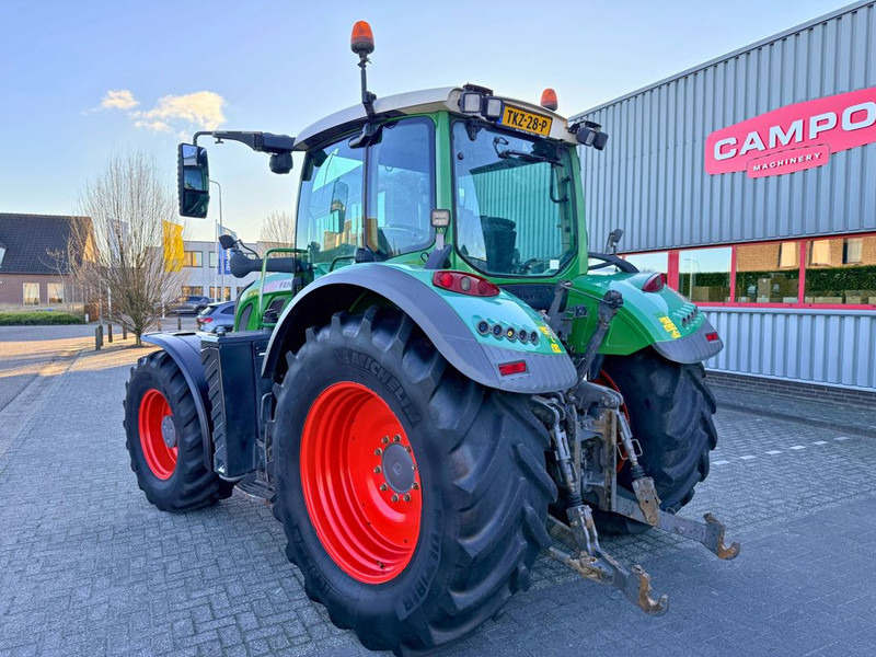Fendt 718 S4 Profiplus - Traktor: 2 kép. Fendt 718 S4 Profiplus - Traktor: 2 kép.