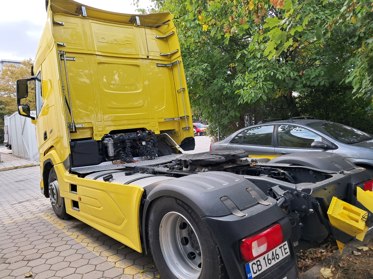 DAF XF 430 NGD - Nyergesvontató: 5 kép. DAF XF 430 NGD - Nyergesvontató: 5 kép.