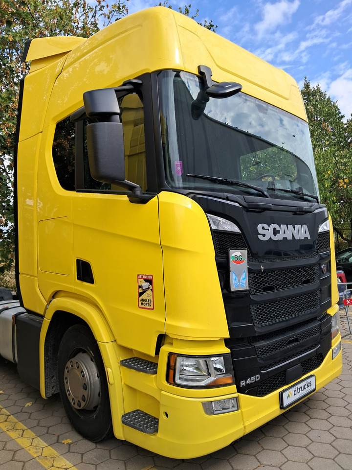 SCANIA R450 - Nyergesvontató: 3 kép. SCANIA R450 - Nyergesvontató: 3 kép.