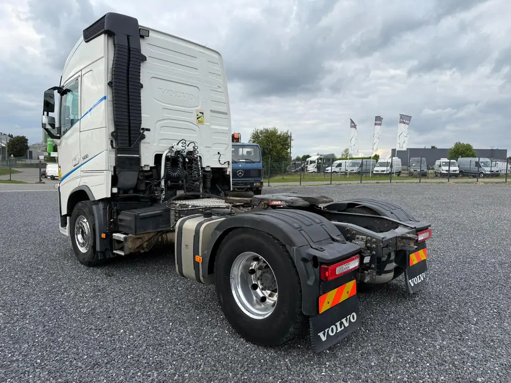 Volvo FH 500 Globetrotter Jantes alcoa*Hydraulique*Euro6 - Nyergesvontató: 5 kép. Volvo FH 500 Globetrotter Jantes alcoa*Hydraulique*Euro6 - Nyergesvontató: 5 kép.