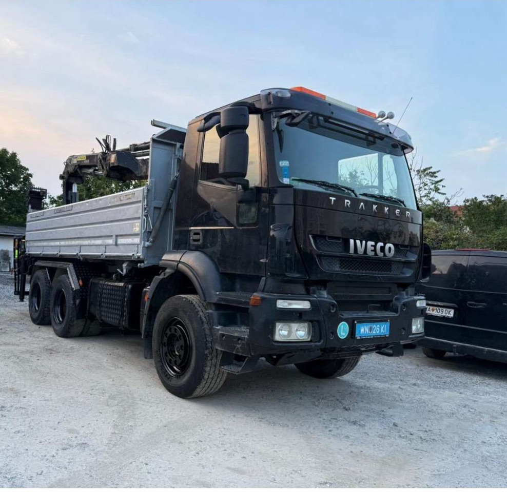 IVECO Trakker/ KPEC1/2A4 - Darus autó: 3 kép. IVECO Trakker/ KPEC1/2A4 - Darus autó: 3 kép.