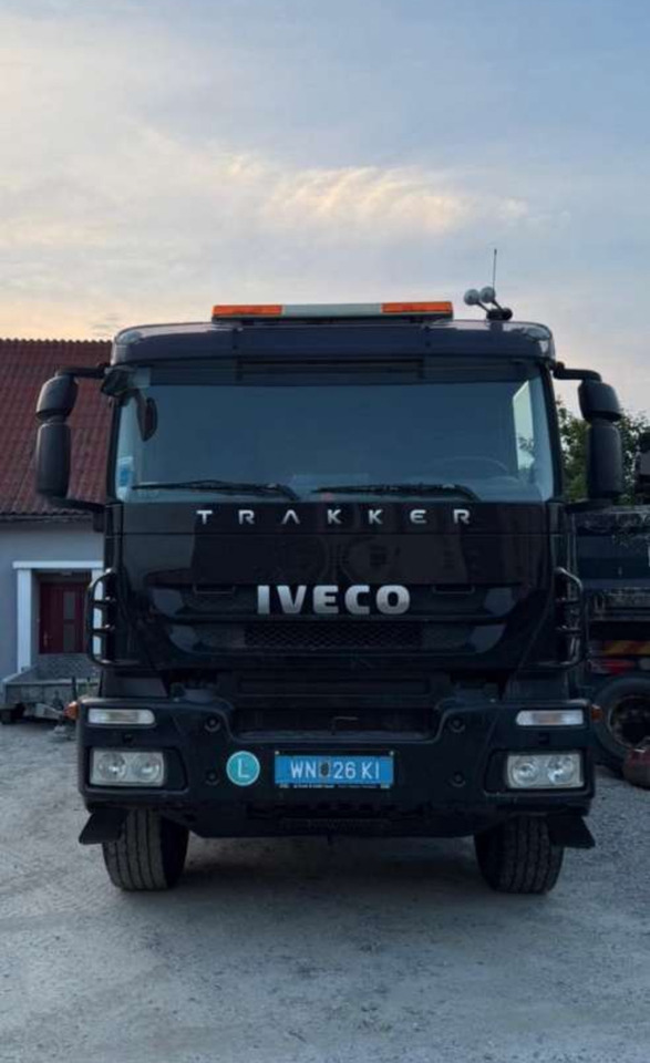 IVECO Trakker/ KPEC1/2A4 - Darus autó: 2 kép. IVECO Trakker/ KPEC1/2A4 - Darus autó: 2 kép.