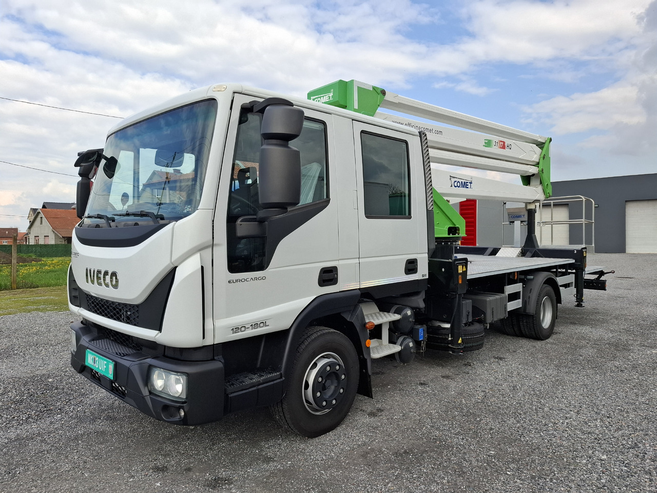 IVECO Eurocargo ML120EL18 Comet 31-17 HQ - Emelőkosaras teherautó: 1 kép. IVECO Eurocargo ML120EL18 Comet 31-17 HQ - Emelőkosaras teherautó: 1 kép.