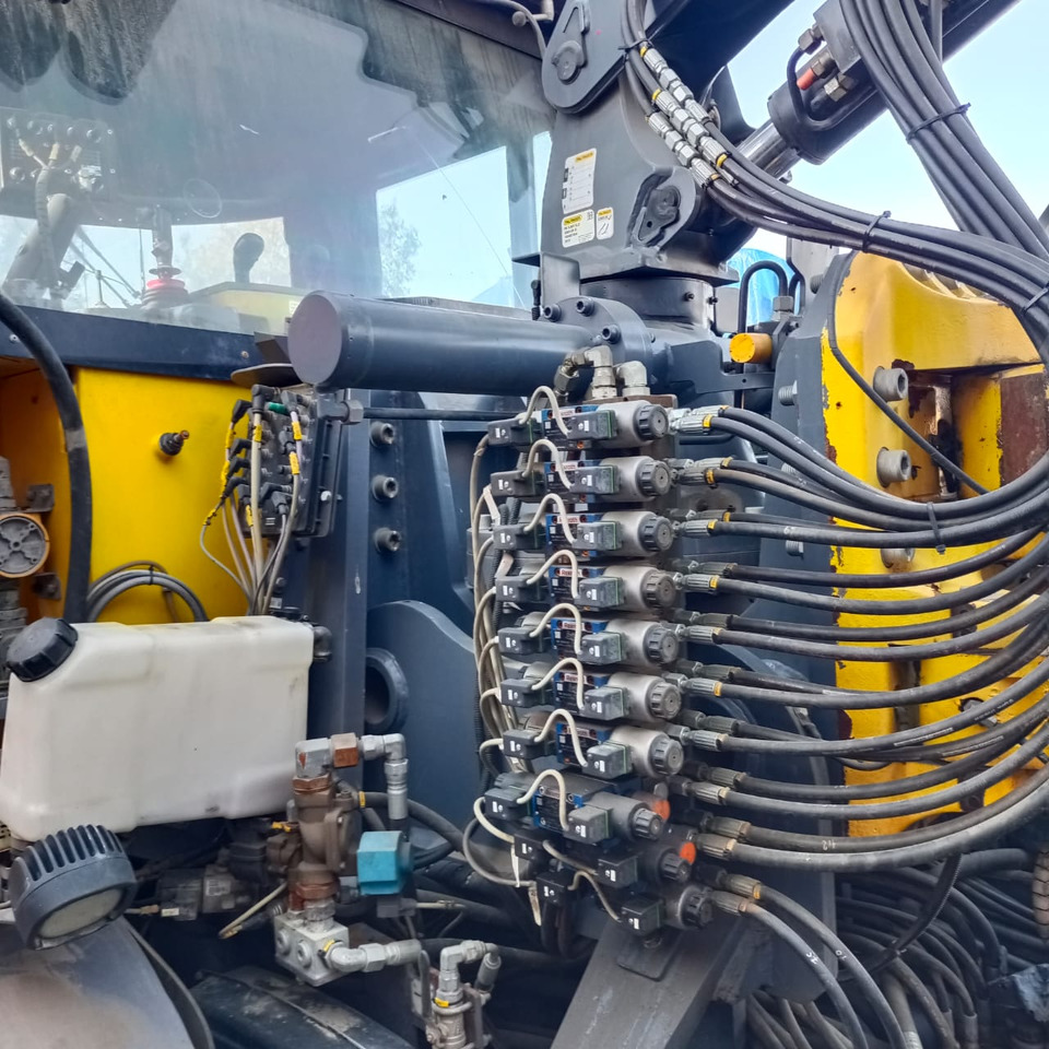 DEUTZ D914 LO4 TIER 3 - Bányászati gépek: 3 kép. DEUTZ D914 LO4 TIER 3 - Bányászati gépek: 3 kép.