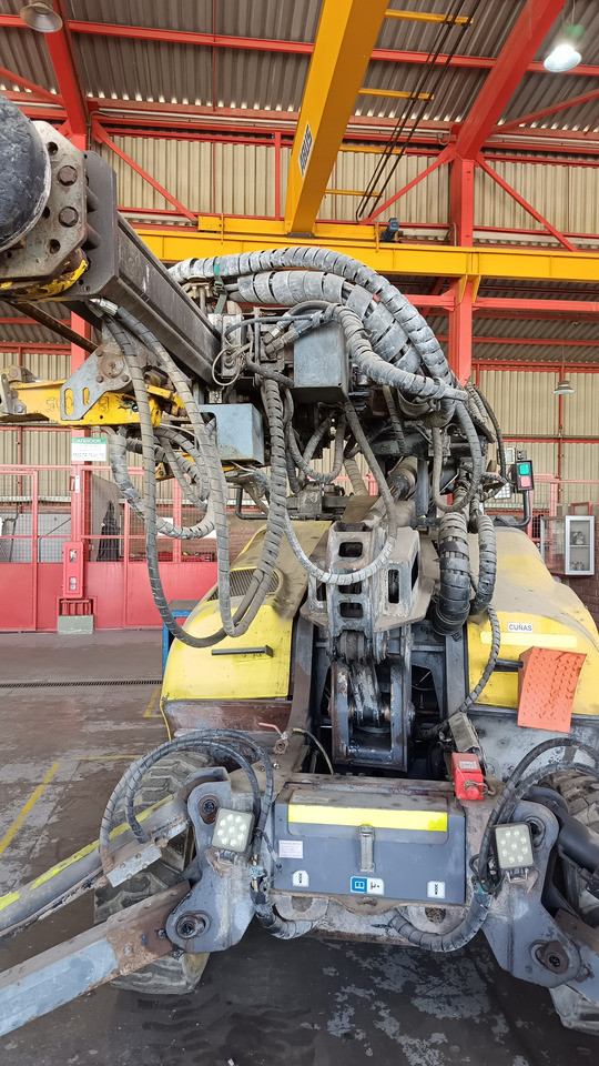 EPIROC T20R - Bányászati gépek: 5 kép. EPIROC T20R - Bányászati gépek: 5 kép.