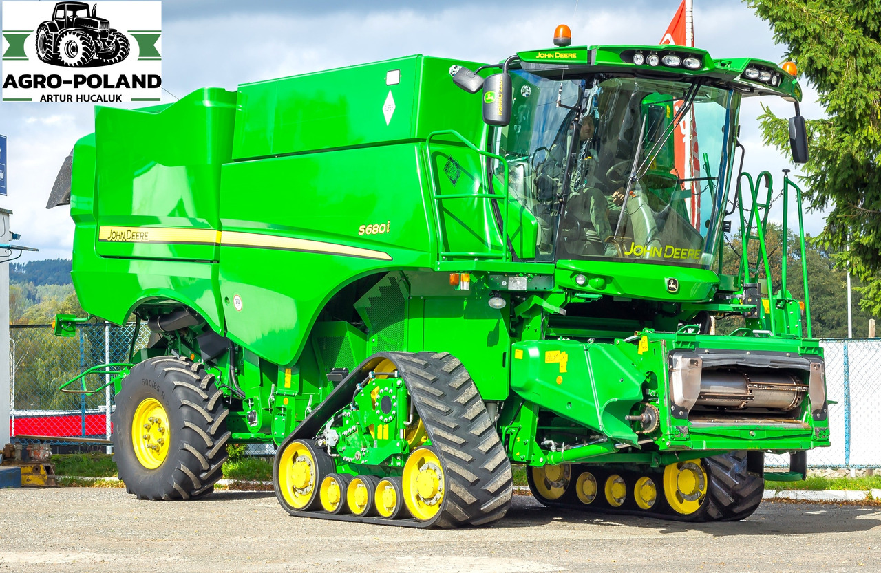 JOHN DEERE S 680 i - 1781/2705 h - 2014 ROK - 9,15 M - Z NIEMIEC - Kombájn: 1 kép. JOHN DEERE S 680 i - 1781/2705 h - 2014 ROK - 9,15 M - Z NIEMIEC - Kombájn: 1 kép.