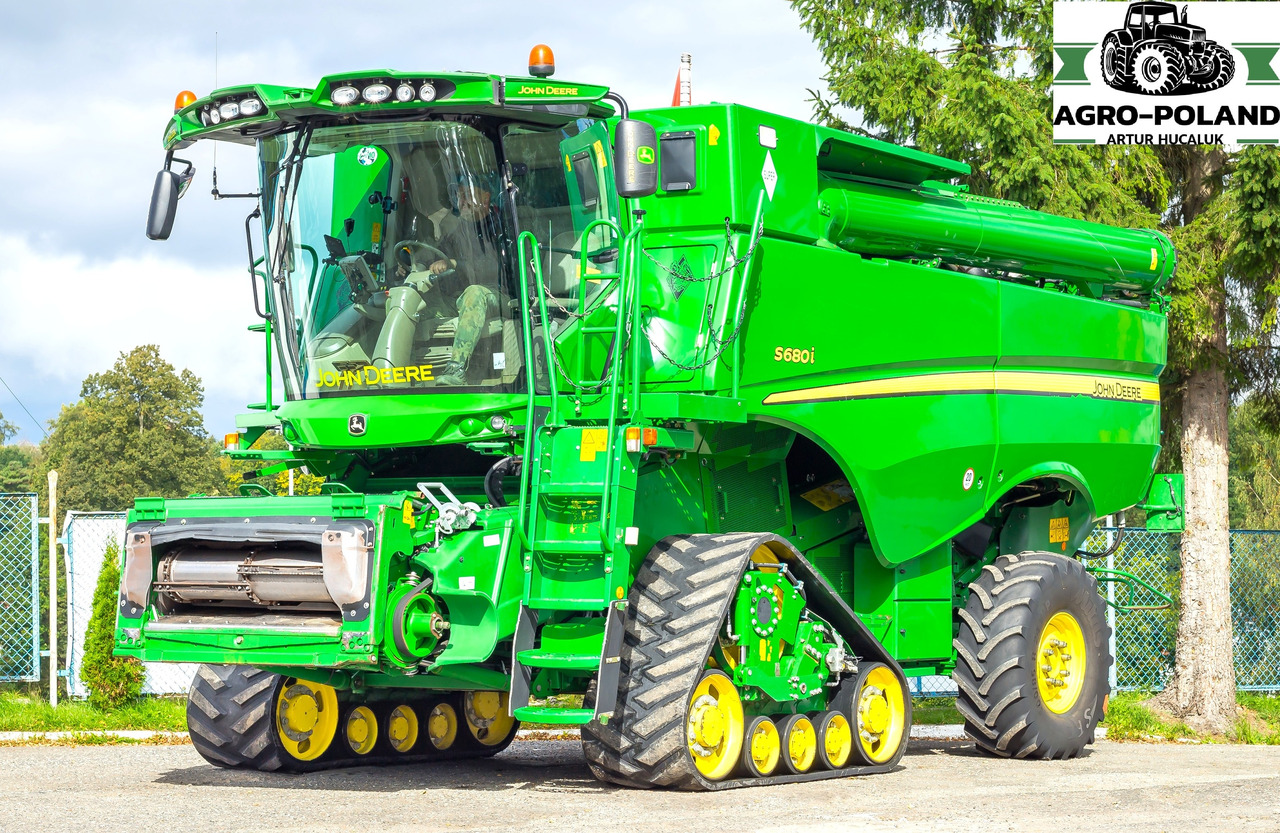 JOHN DEERE S 680 i - 1781/2705 h - 2014 ROK - 9,15 M - Z NIEMIEC - Kombájn: 2 kép. JOHN DEERE S 680 i - 1781/2705 h - 2014 ROK - 9,15 M - Z NIEMIEC - Kombájn: 2 kép.