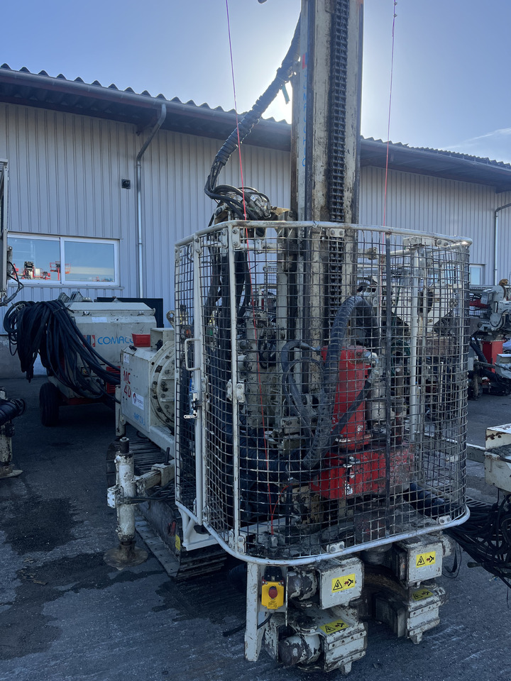 COMACCHIO MC 4D - Fúrógép: 1 kép. COMACCHIO MC 4D - Fúrógép: 1 kép.