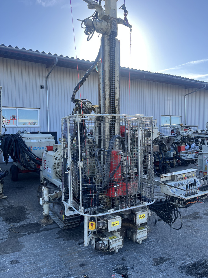 COMACCHIO MC 4D - Fúrógép: 4 kép. COMACCHIO MC 4D - Fúrógép: 4 kép.