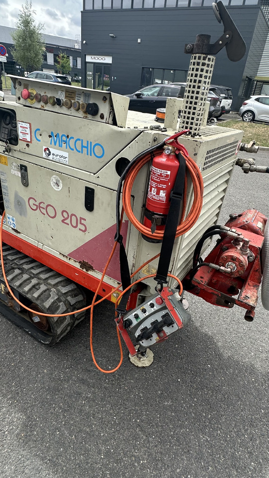 Comacchio GEO 205 - Fúrógép: 5 kép. Comacchio GEO 205 - Fúrógép: 5 kép.