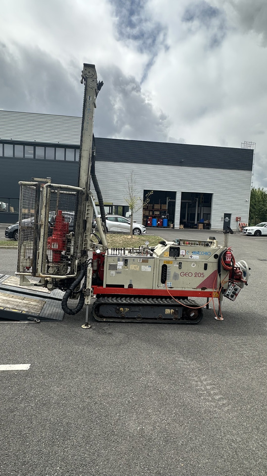 Comacchio GEO 205 - Fúrógép: 1 kép. Comacchio GEO 205 - Fúrógép: 1 kép.