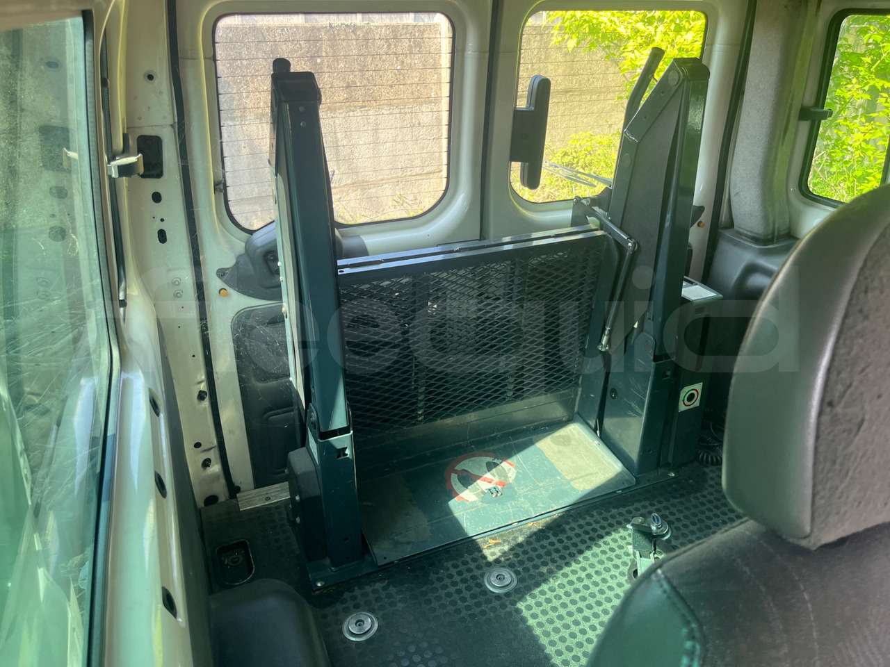 Minibusz, Kisbusz Bundle di 4 mezzi Ford - Transit Tourneo Ford - Transit Tourneo Ford - Transit Ford - Transit Tourneo: 6 kép.