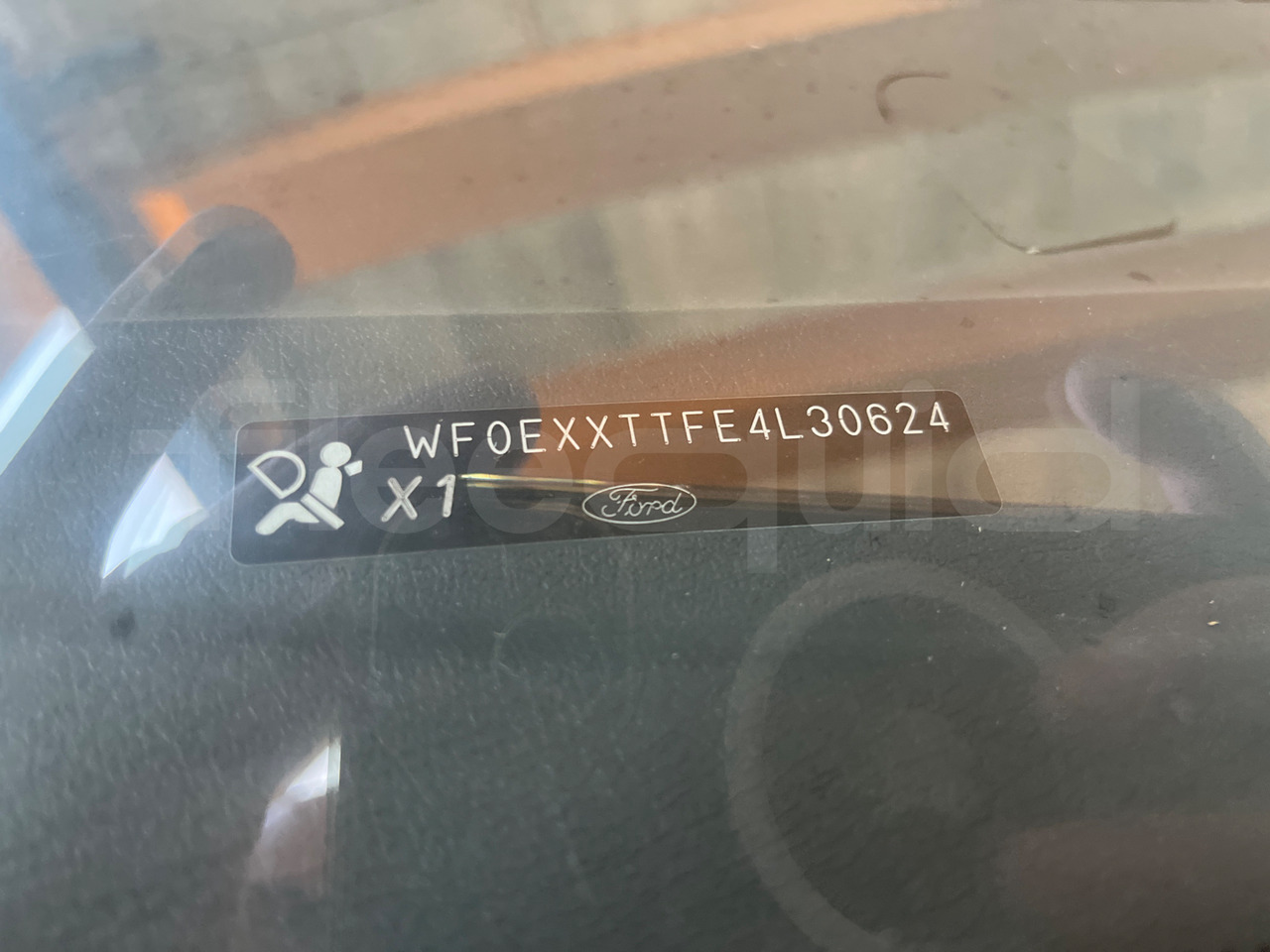 Minibusz, Kisbusz Bundle di 4 mezzi Ford - Transit Tourneo Ford - Transit Tourneo Ford - Transit Ford - Transit Tourneo: 19 kép.