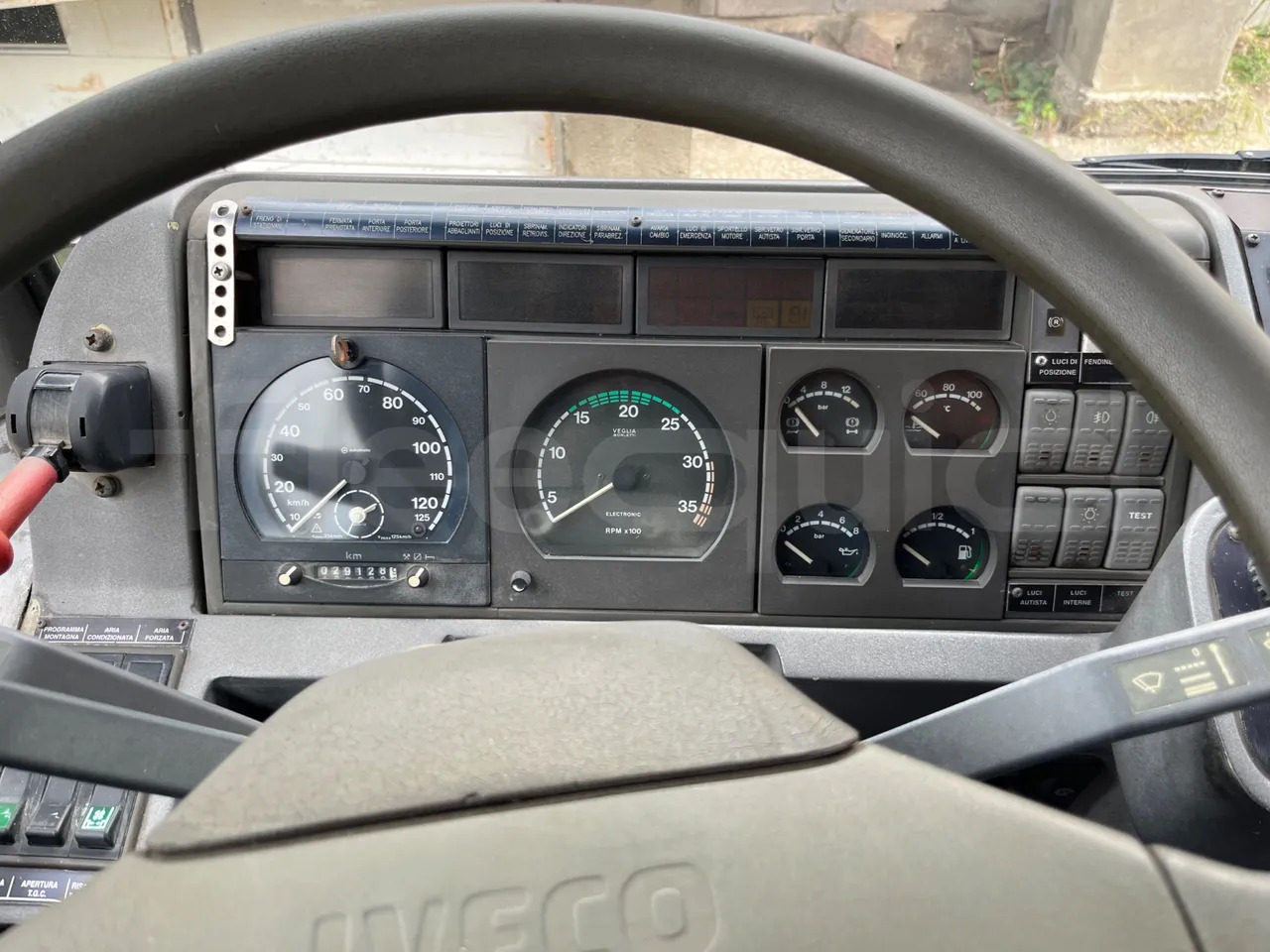 Cacciamali TCC635L1M - Városi busz: 3 kép. Cacciamali TCC635L1M - Városi busz: 3 kép.