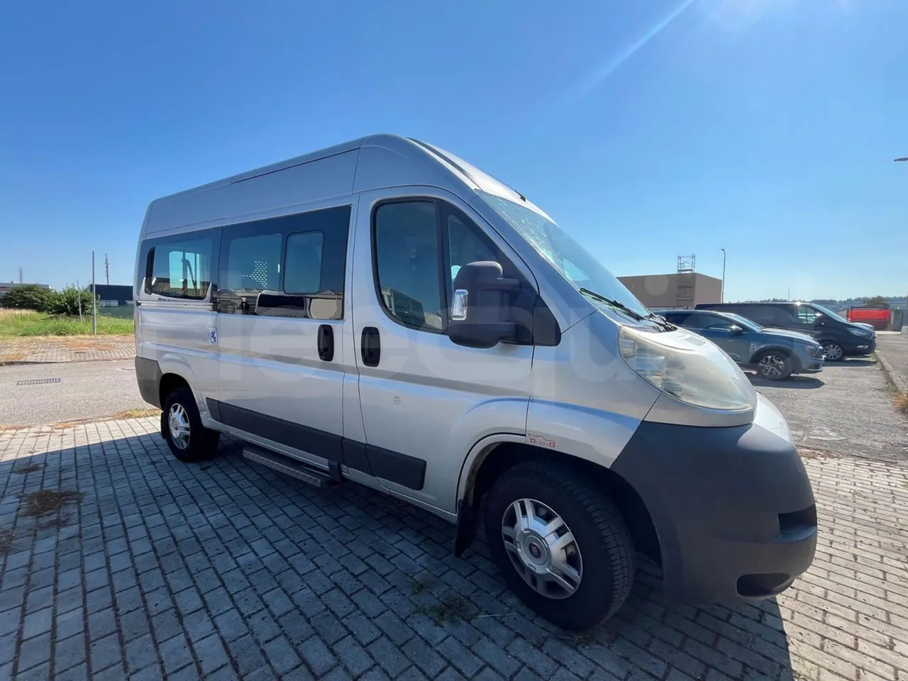 Fiat Ducato - Helyközi busz: 1 kép. Fiat Ducato - Helyközi busz: 1 kép.